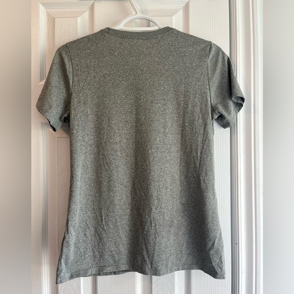 The Nike Tee | Toronto Raptors Dri Fit T-Shirt - Picture 5 of 7